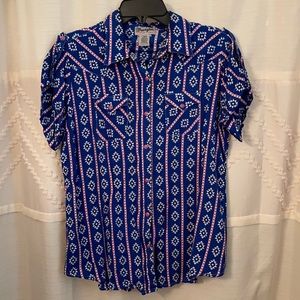 Wrangler button up